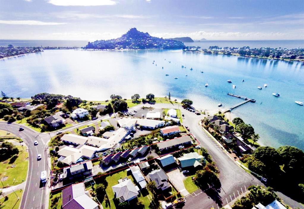 Tairua Hotel | Tairua Shores Motel
