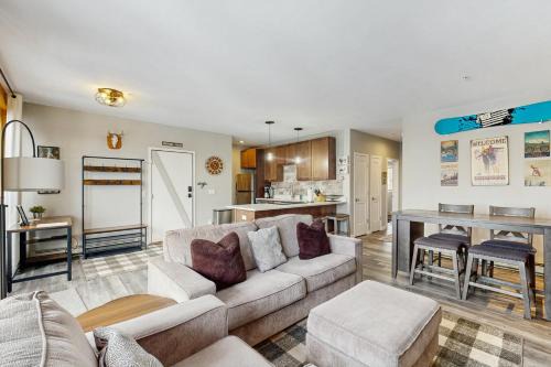 Wildernest Apartment | Take the Mountain View
