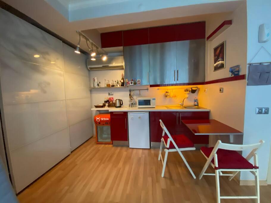 Kabatas Apartment | Taksim cosy studio for 4 people