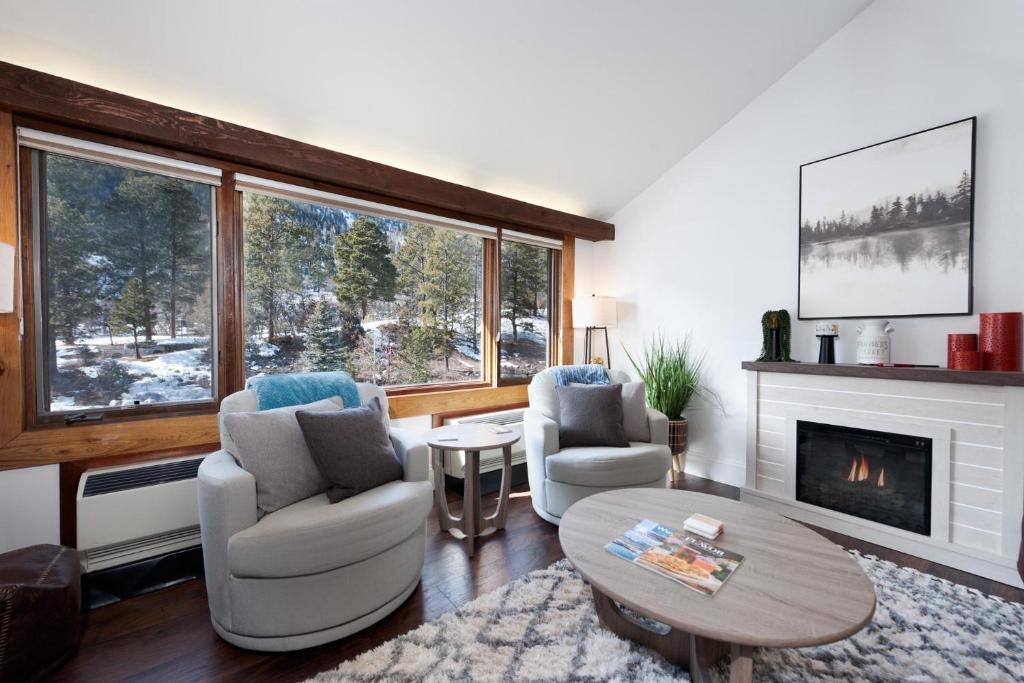 Purgatory House | Tamarron Lodge Loft 206 - Iron Horse Hideaway - Durango CO