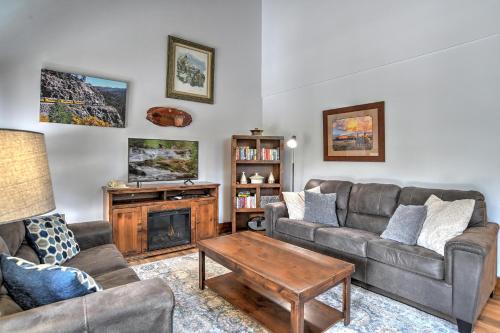 Purgatory House | Tamarron PineCone 818