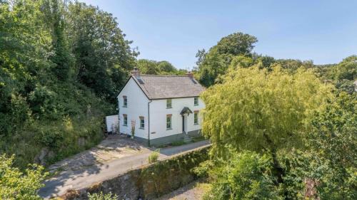Cilgerran House | Tan yr Eglwys