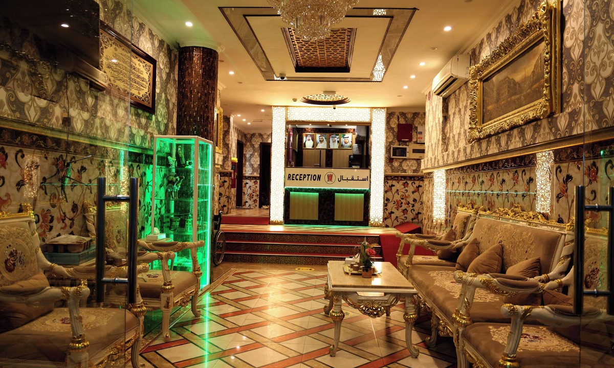 Naif Hotel | Tanha Park Hotel