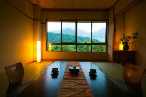 Miyanoura Hotel | Tashiro Annex