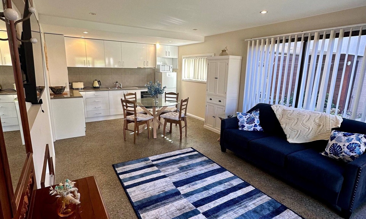 Bonny Hills Villa | Tasman Sea View luxurious villa that combines elegance and comfort.