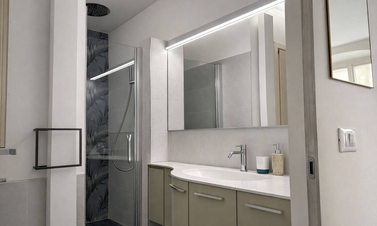 Trieste Old Town Apartment | TATI HOME - two-room apartment in the center 1 minute from piazza unità