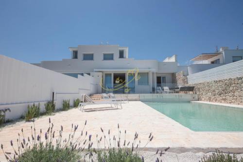 Capitolo Villa | TD Villa Grecale Modern Luxury Villa with SeaView