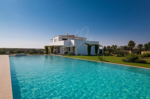 Capitolo House | TD Villa Ponente Luxury Villa with Sea View Pool