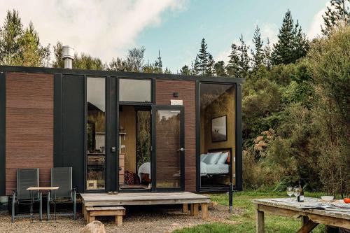 Shannon House | Te Paki Dam View X by Tiny Away