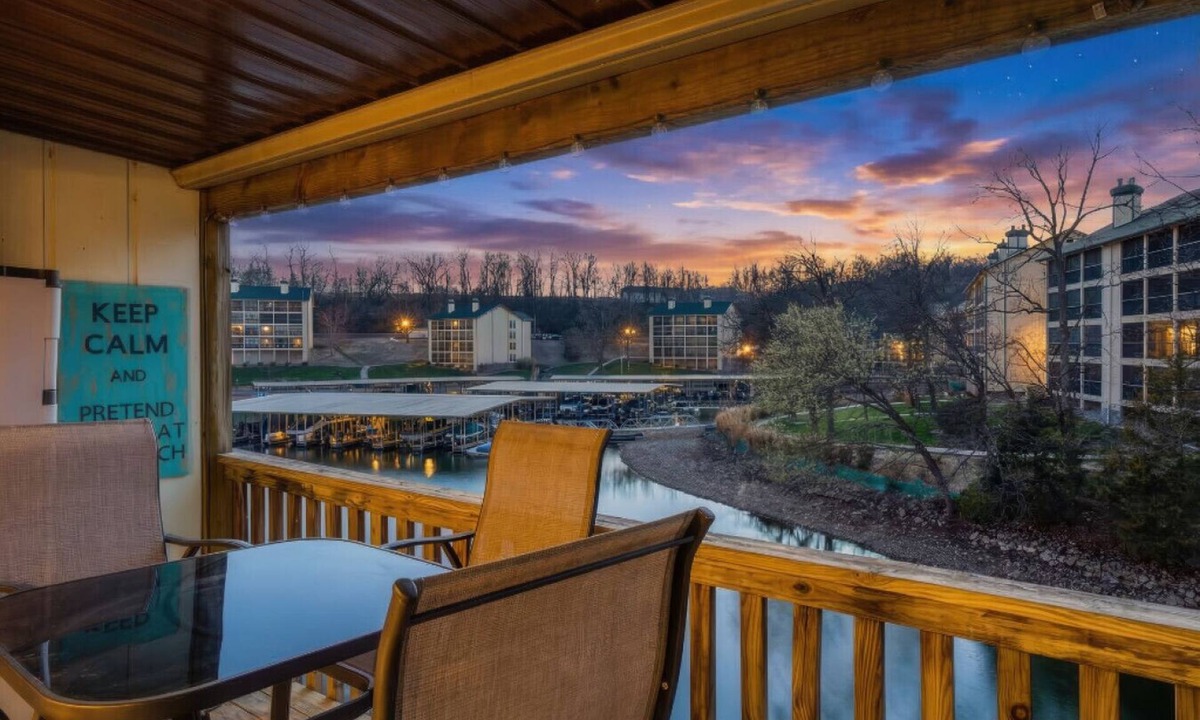 Village of Four Seasons Condo | Teal Tide - Indoor Pool & Lakeside Pool!