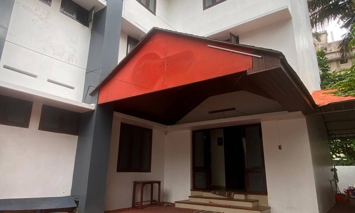 Thampanoor Hotel | TECH CITY