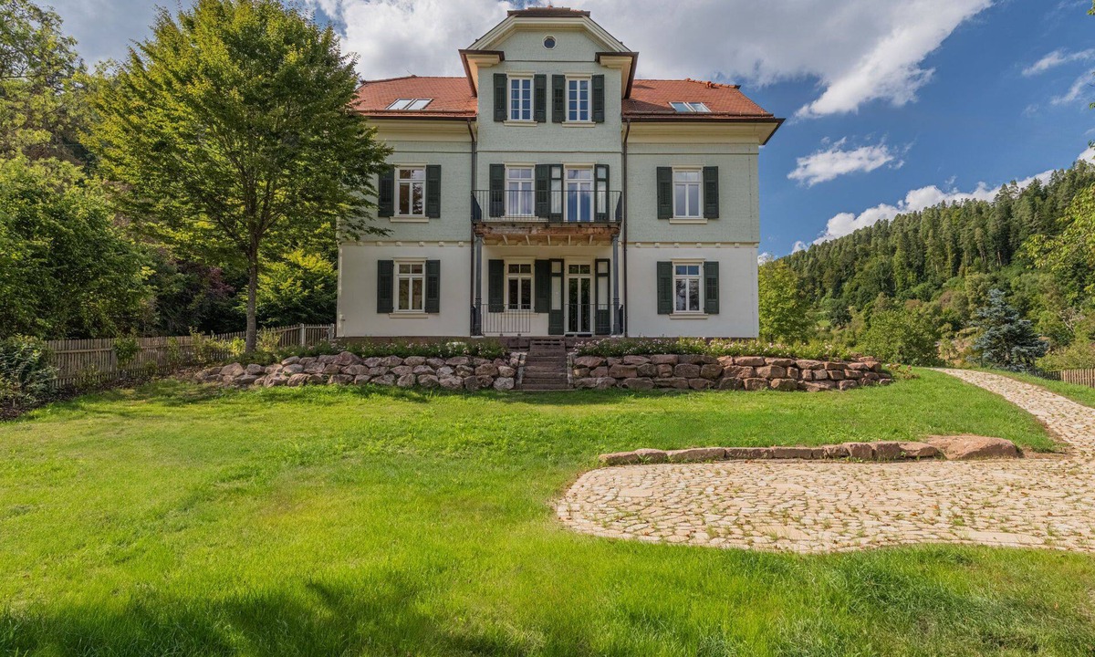 Bad Teinach-Zavelstein Apartment | Teinach Suites - Villa Wilhelmshöhe