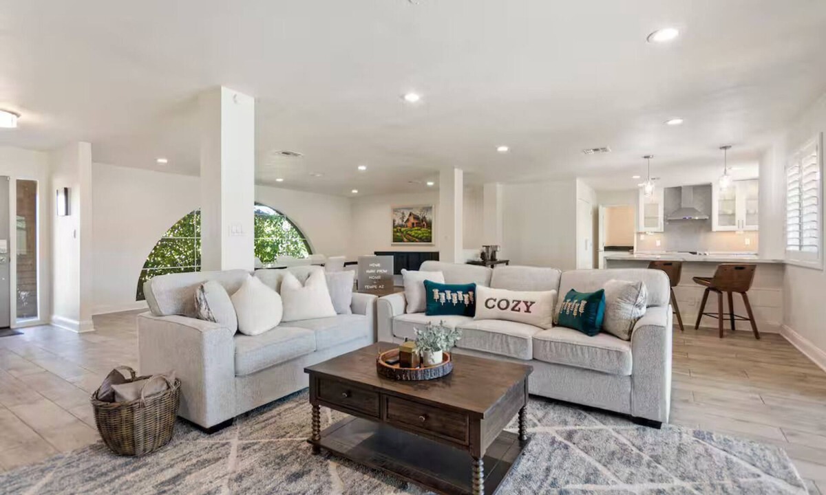 Tempe House | Tempe Oasis - Private Pool Near Scottsdale, ASU & Airport