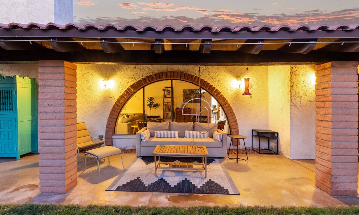 Shalimar Villa | Tempe Poolside Hideaway