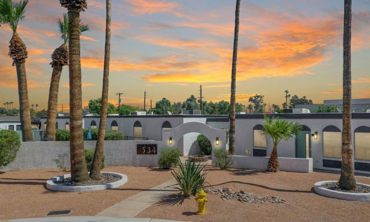 Brentwood-Cavalier Cottage | Tempe Rental: Modern Comfort in Prime Location