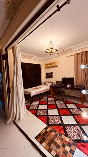 Taqseem Laselky House | Temple host