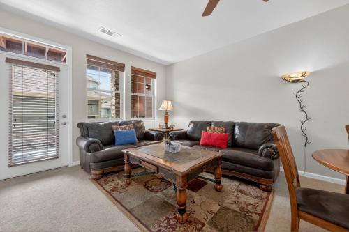 Silvercreek Apartment | Ten Mile D-104