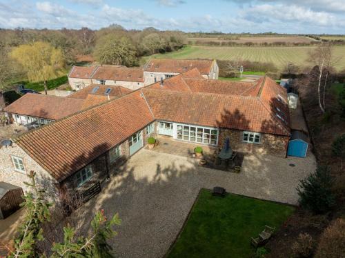 Holt House | Tern Place