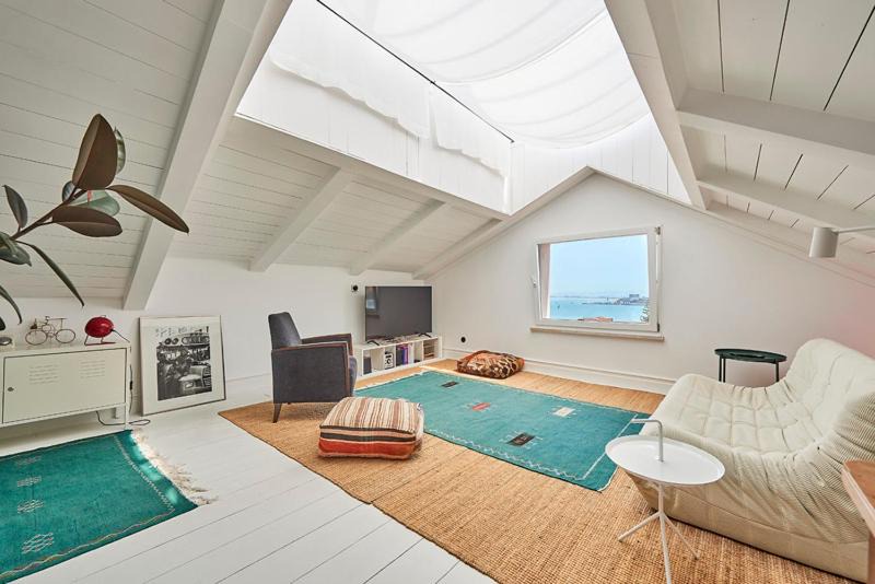 Lisbon Old Town Apartment | Terraço Lapa