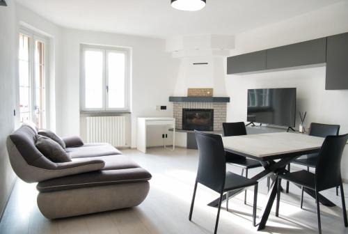 Introbio Apartment | Terrazza in centro Valsassina