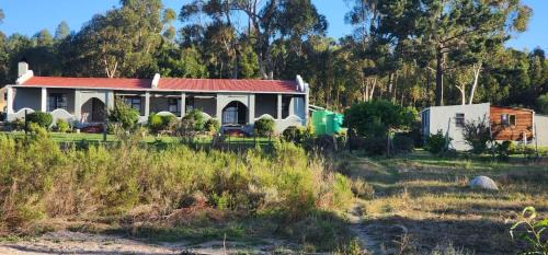Caledon Hostel | Tesselaarsdal Backpackers & Koshuis