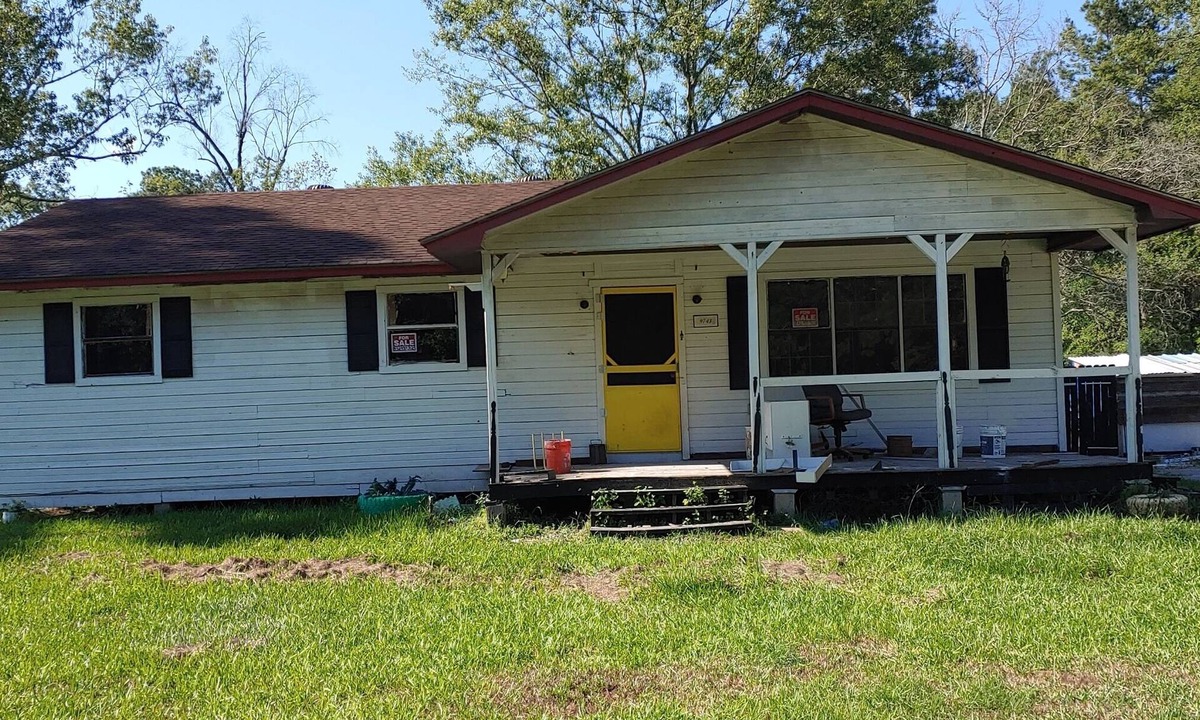 Deweyville House | Texas Tranquility: Your Ideal Orange Rental Homes!
