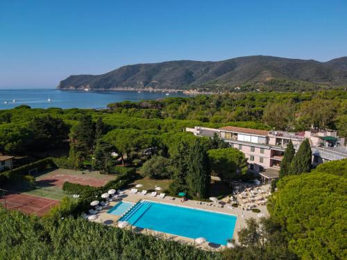 Lacona Resort | TH Lacona