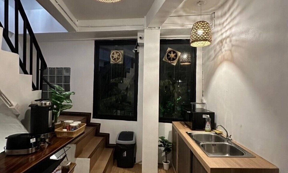 Talat Yot Hostel | Thai Siwilai