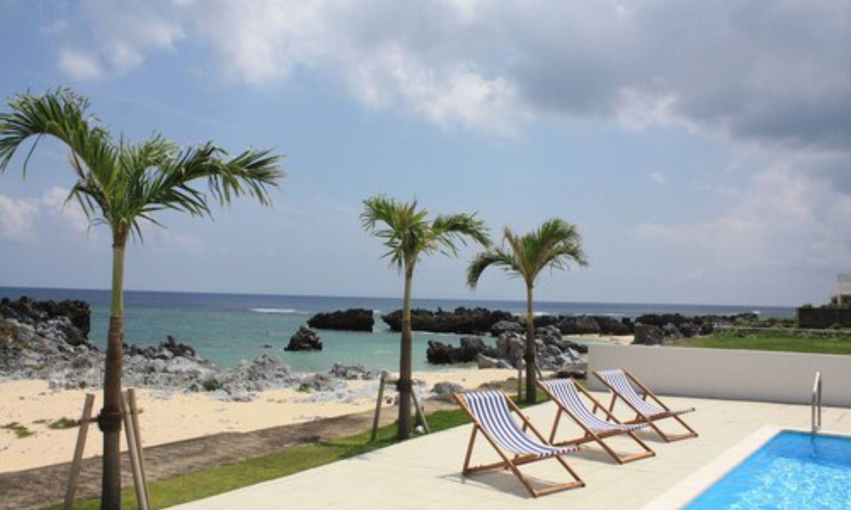 Ritcho House | Thalassa Beach and Pool Villa