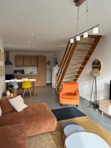 Suxy Apartment | The 8th