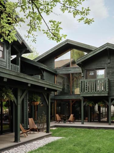 Jackson Cabin | The Alpine House