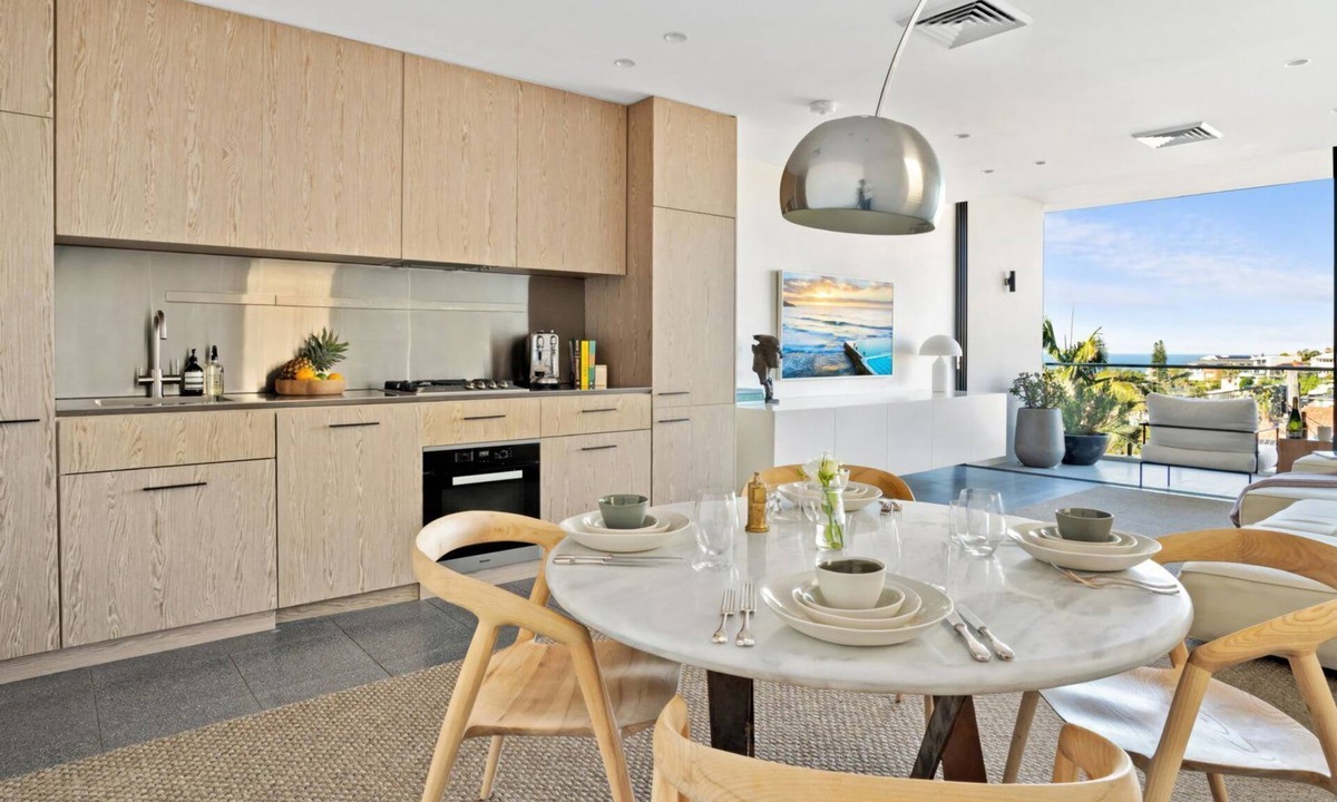 Tamarama Apartment | The Amalfi is an apartment with amazing ocean view