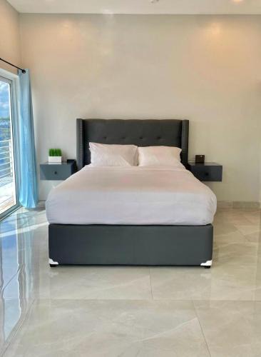 Armenia Apartment | The Ansen Place