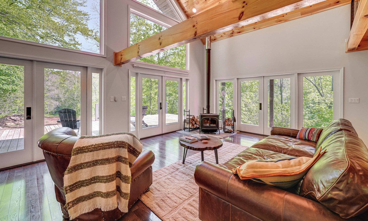 Gandeeville House | 'The Appalachian Hideaway' w/Hiking Trails & Deck