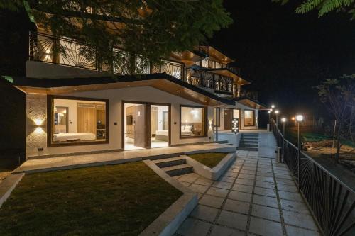 Bullawala Hotel | The Aralia