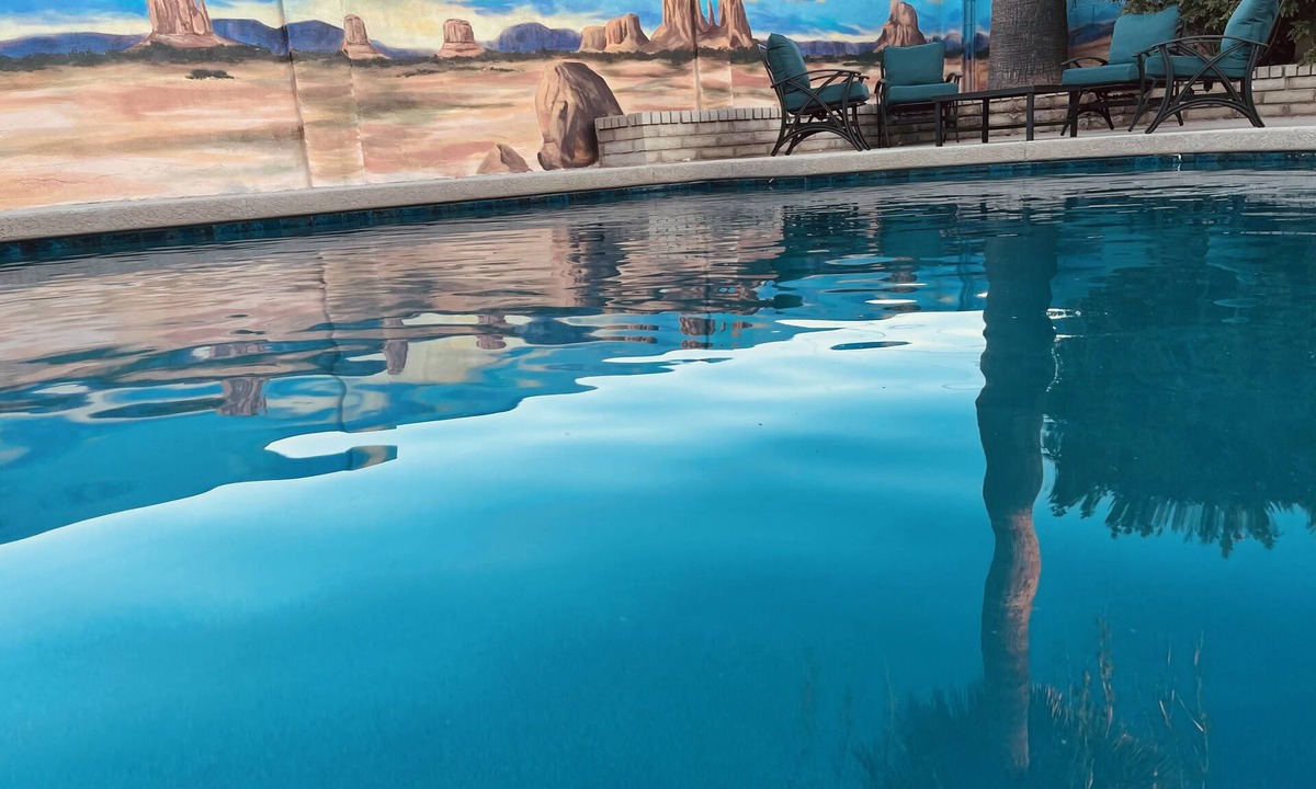 Desert Foothills Estates House | The Art House