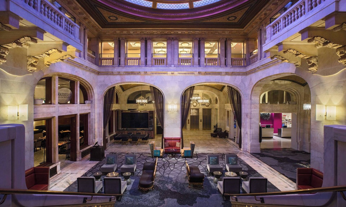 Cultural District Hotel | The Atterbury Hotel, Autograph Collection