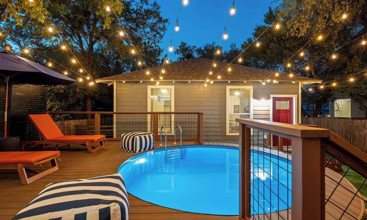 Chestnut House | The Backyard Collective - 6BR 2 Homes, Pool & More
