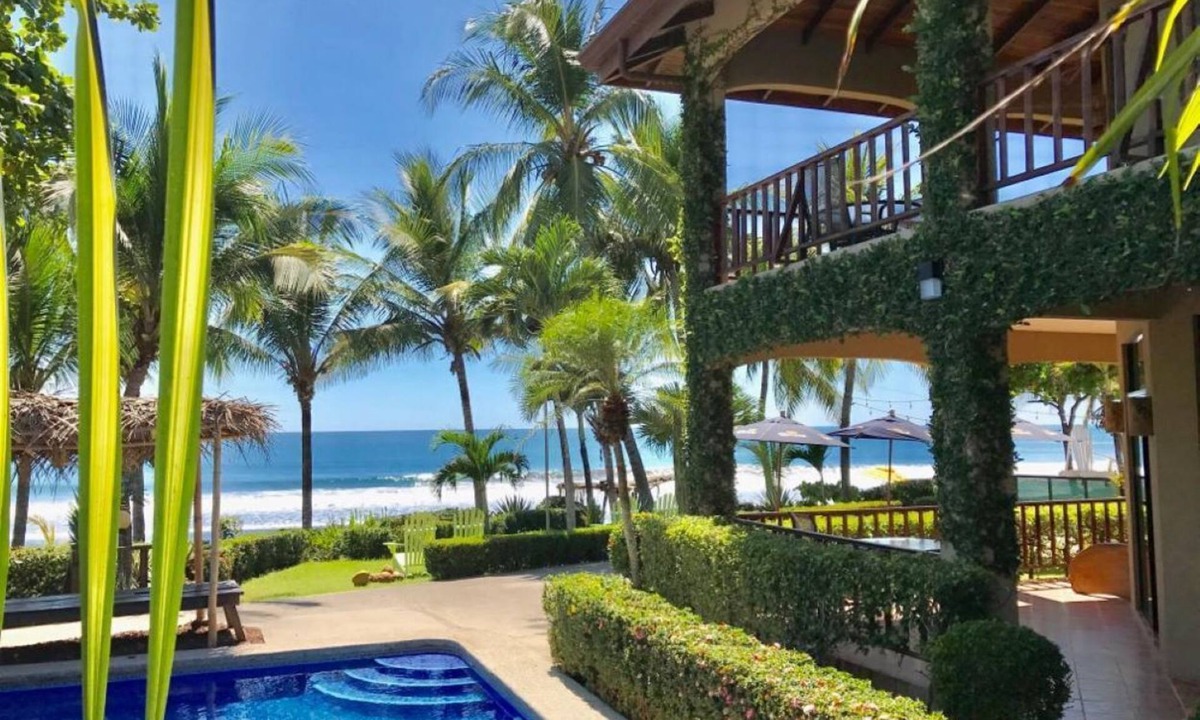 Playa Hermosa Hotel | The Backyard Hotel
