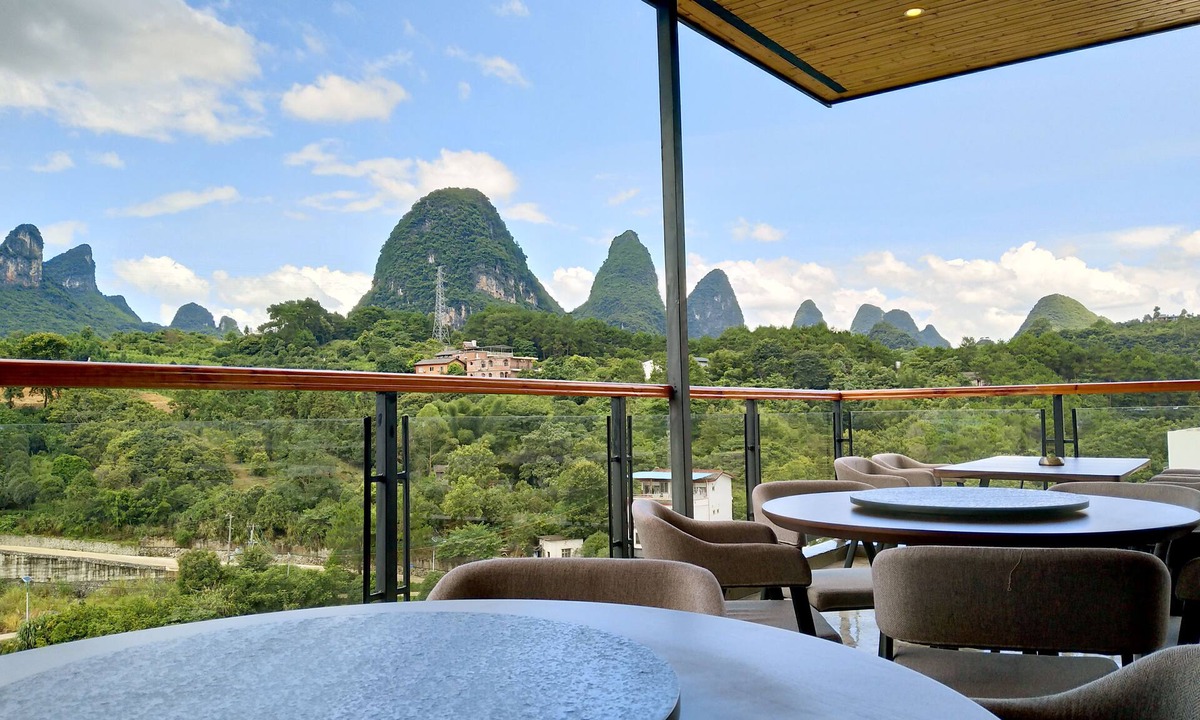 Yangshuo Hotel | The Bamboo Leaf Yangshuo