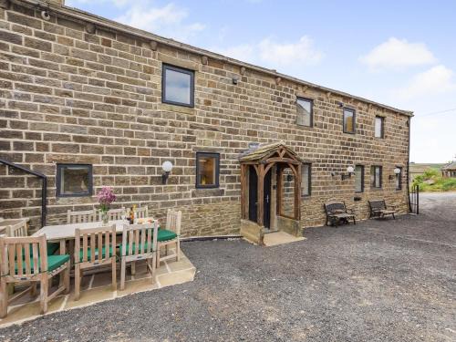 Oakworth House | The Barn