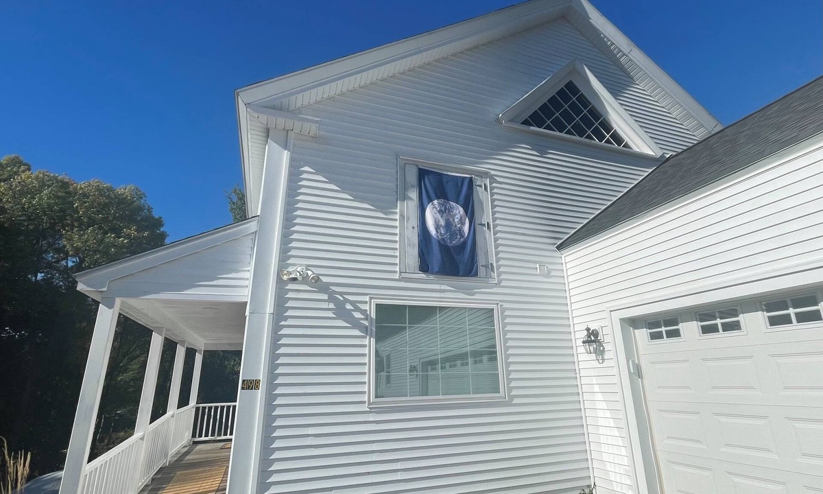 Wayne House | The Barn House - Spacious 4-bedroom, 3-bath house in the heart of Wayne Village.