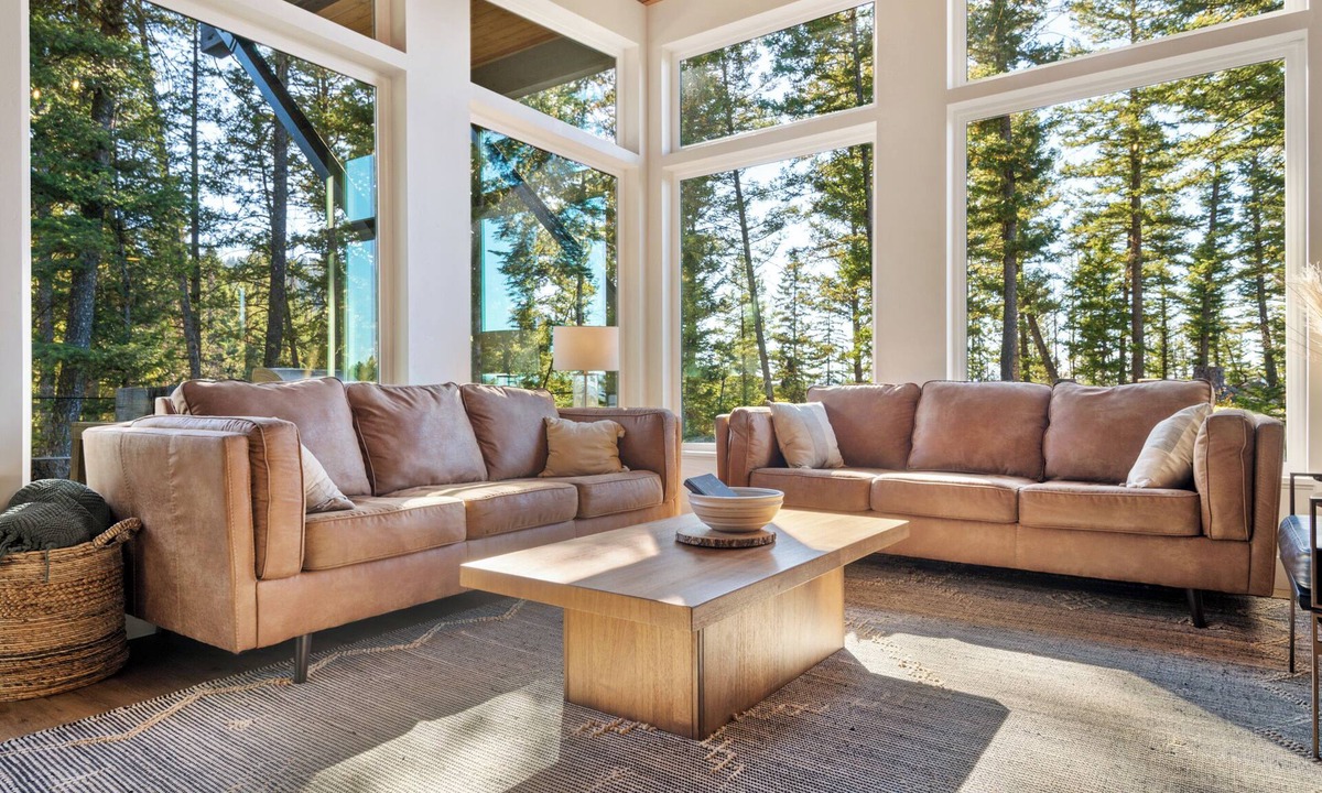 Philipsburg House | The Basin is a modern, luxury cabin nestled in the pines at the base of Discovery Ski Hill. Enjoy panoramic views of the surrounding forest and the relaxing sounds of a nearby creek while relaxing by a smokeless fire in the Solo stove on the deck.