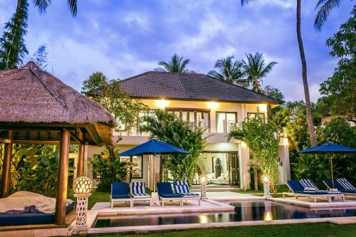 Sawan Villa | The Beach Front Villas - North Bali