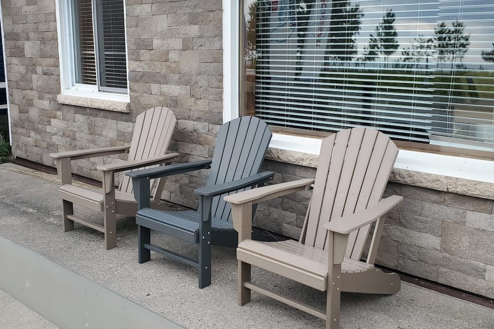 Sauble Beach Cottage | The Beach Ranch Cottage at Sauble Beach!