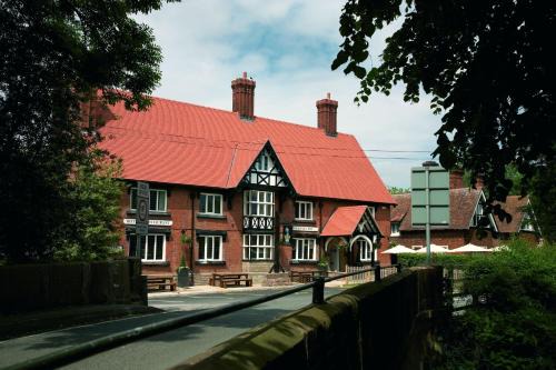Warmingham Hotel | The Bear's Paw