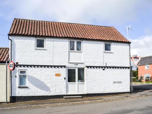 East Kirkby House | The Beehive