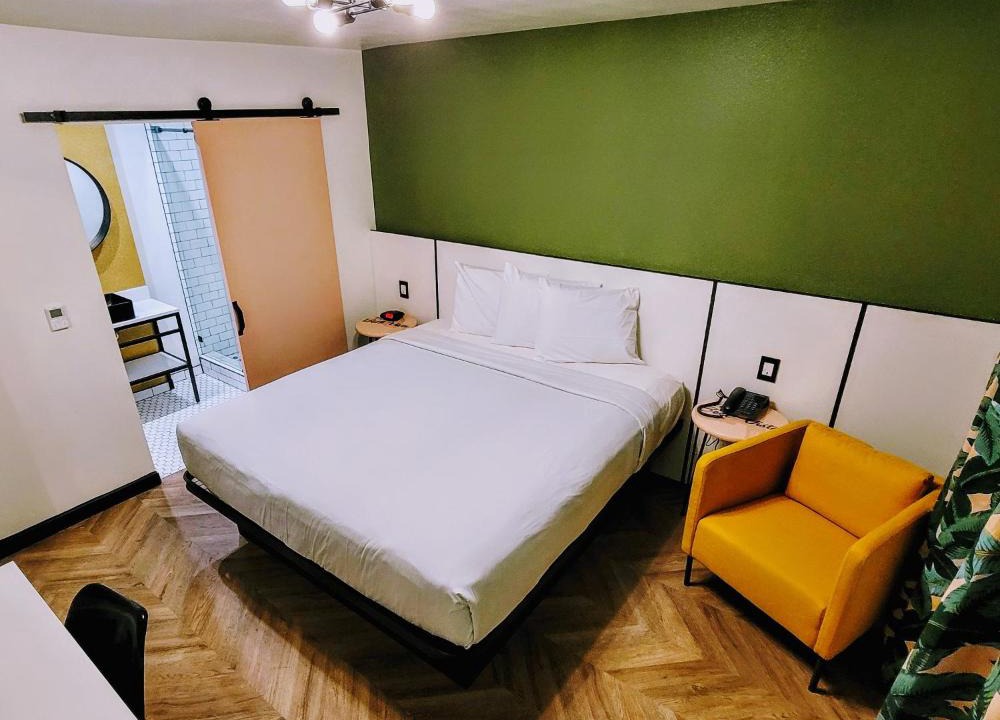 Burbank Hotel | The Bell Vista