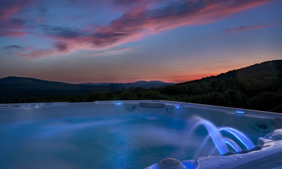 Hanover Ski Chalet | The Best Mountain Views! You can't stop looking at them!