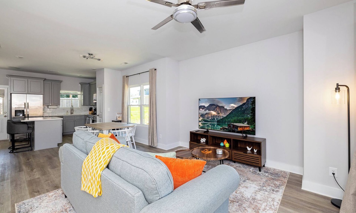 Kannapolis House | The Birch ~ Modern 3BR, Walk to DT Kannapolis